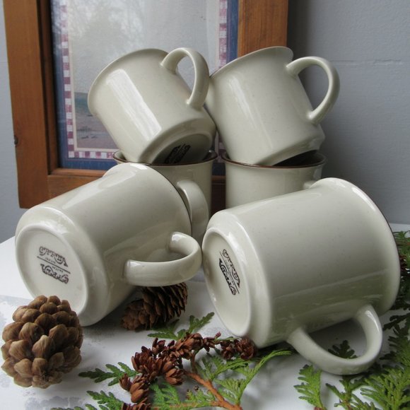 Stoneware 6 Mugs by Carla, Japan - Picture 6 of 13